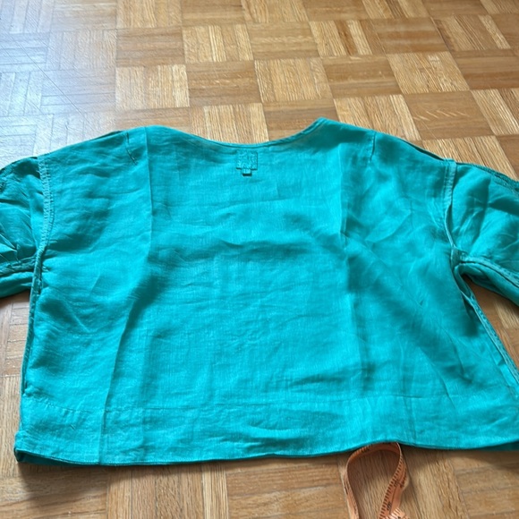 Linen - Picture 11 of 13